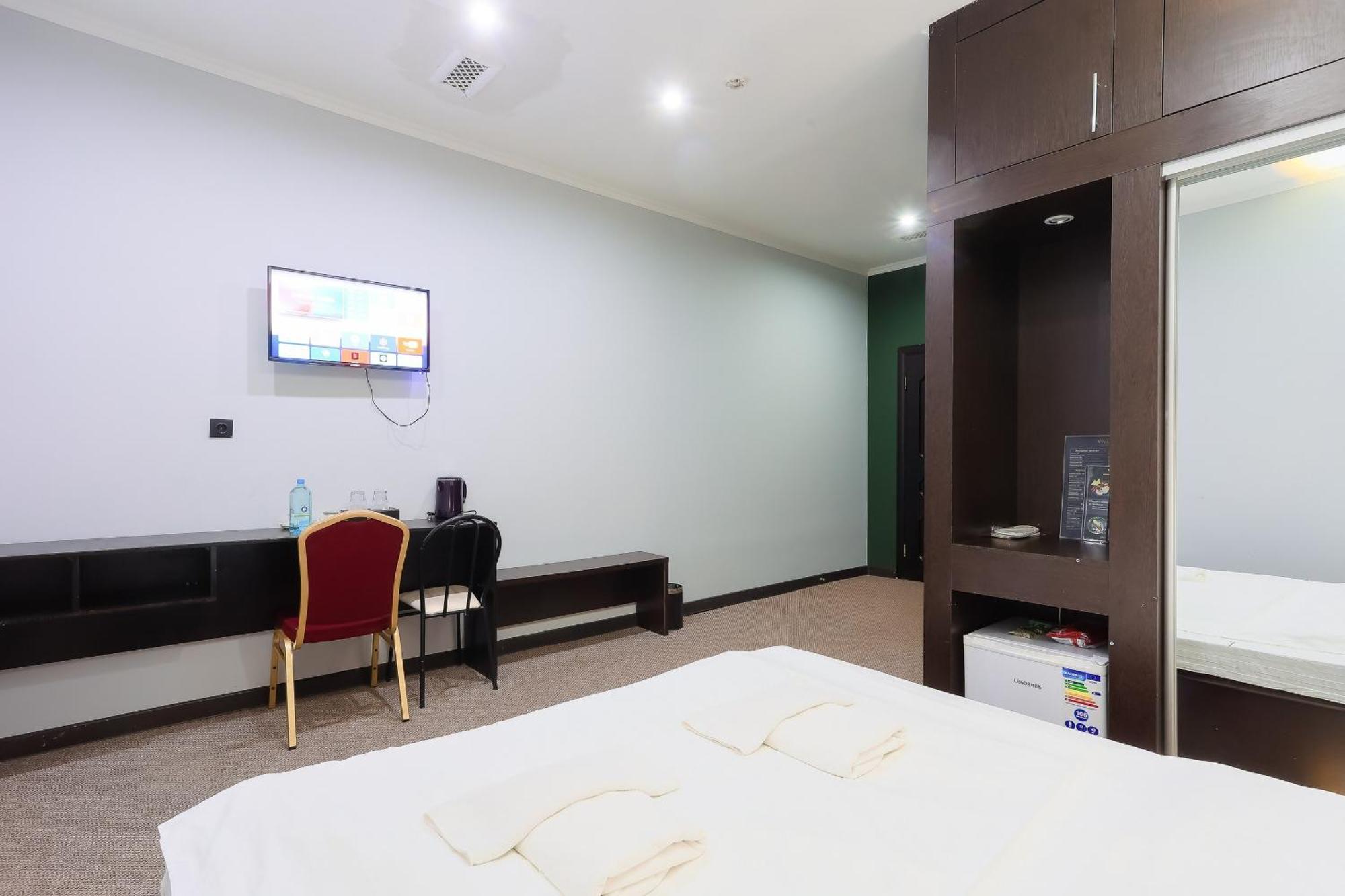 Hotel Vivaldis Almaty Eksteriør bilde