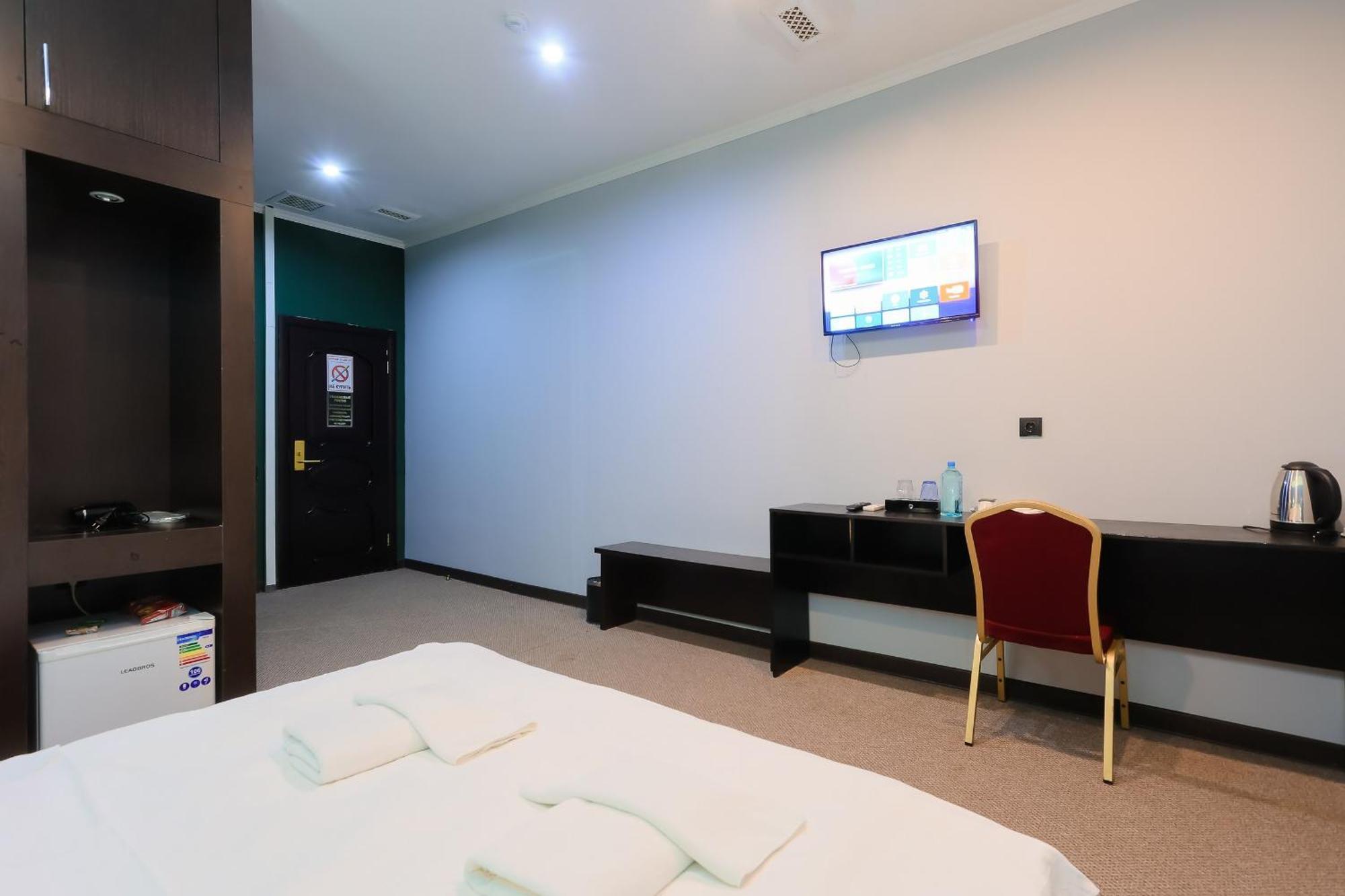 Hotel Vivaldis Almaty Eksteriør bilde