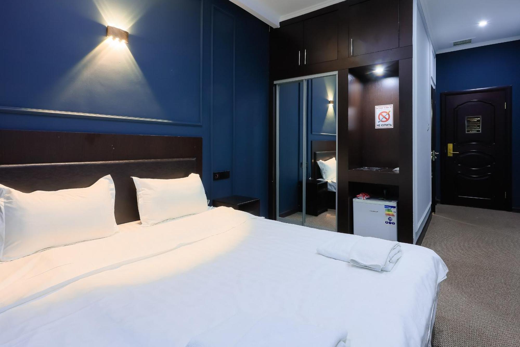 Hotel Vivaldis Almaty Eksteriør bilde